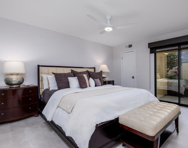 1173 E Alejo Road - Photo Thumbnail 14