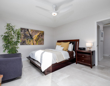 1173 E Alejo Road - Photo Thumbnail 18