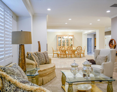 74795 N Cove Drive - Photo Thumbnail 11