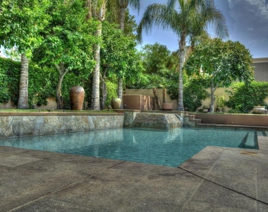 74795 N Cove Drive - Photo Thumbnail 1