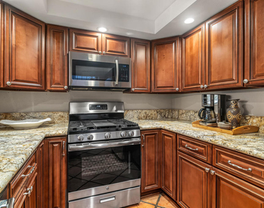 215 Calle Bravo - Photo Thumbnail 18