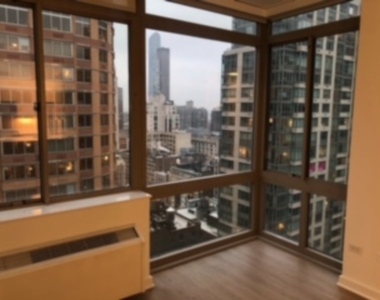 Sixth Avenue - Photo Thumbnail 2