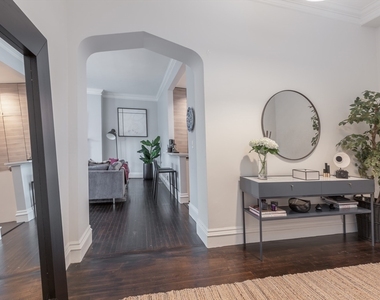286 Beacon St - Photo Thumbnail 8