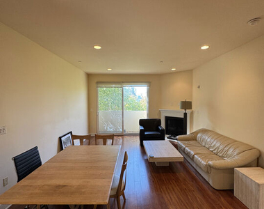 11722 Ohio Avenue - Photo Thumbnail 7