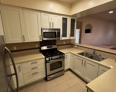 11722 Ohio Avenue - Photo Thumbnail 1