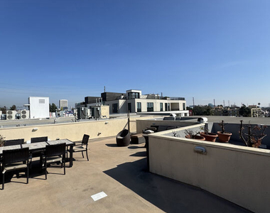 11722 Ohio Avenue - Photo Thumbnail 30