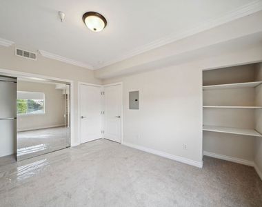 3328 S. Oakhurst Ave. - Photo Thumbnail 9