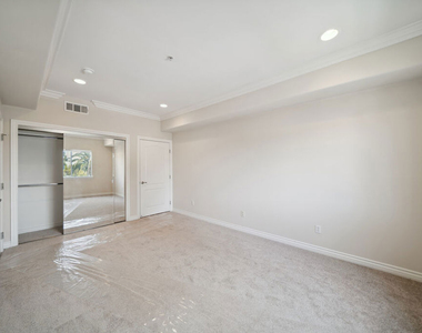 3328 S. Oakhurst Ave. - Photo Thumbnail 6