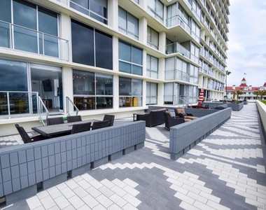 1710 Avenida Del Mundo - Photo Thumbnail 21