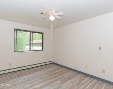 2006 Central Avenue - Photo Thumbnail 12