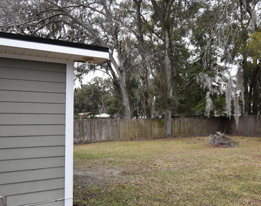 208 Gunter Street - Photo Thumbnail 13