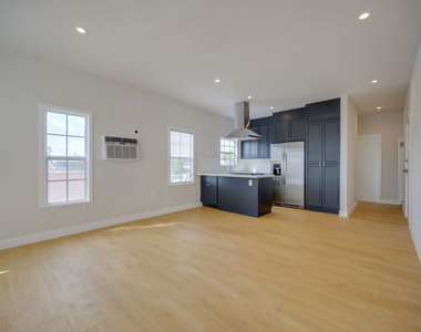 3035 West Boulevard - Photo Thumbnail 10