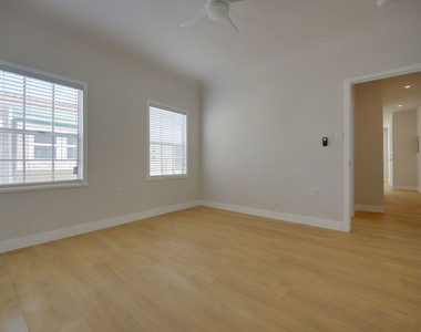 3035 West Boulevard - Photo Thumbnail 9