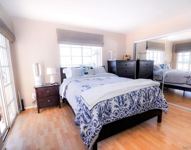 207 Elkwood - Photo Thumbnail 13