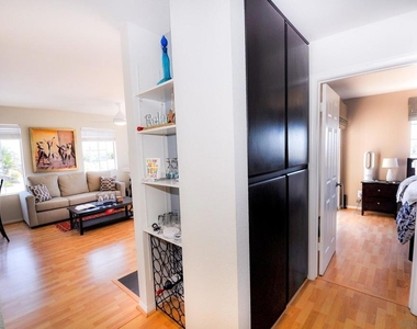 207 Elkwood - Photo Thumbnail 8