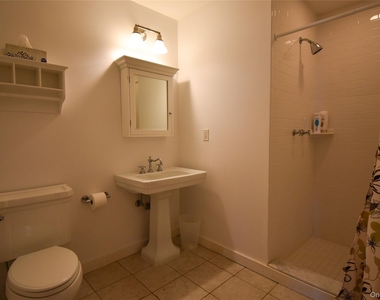 21 Bayside Avenue - Photo Thumbnail 18