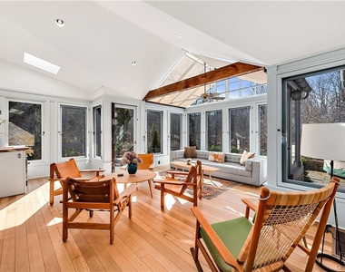 106 Old Stone Hill Road - Photo Thumbnail 6