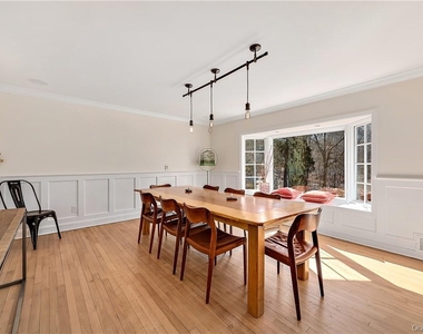 106 Old Stone Hill Road - Photo Thumbnail 9