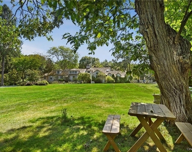 106 Old Stone Hill Road - Photo Thumbnail 2