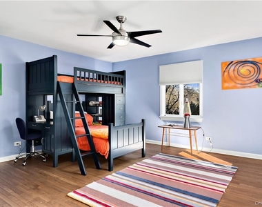 106 Old Stone Hill Road - Photo Thumbnail 15