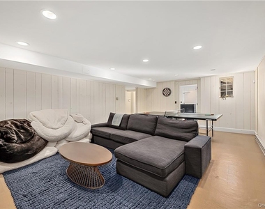 106 Old Stone Hill Road - Photo Thumbnail 20
