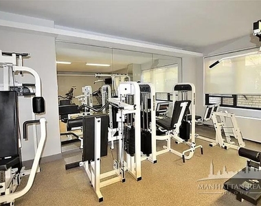 333 East 49th Street - Photo Thumbnail 6