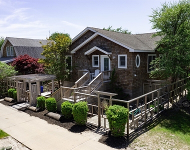 112 Ocean Road - Photo Thumbnail 2