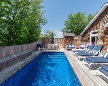 112 Ocean Road - Photo Thumbnail 18