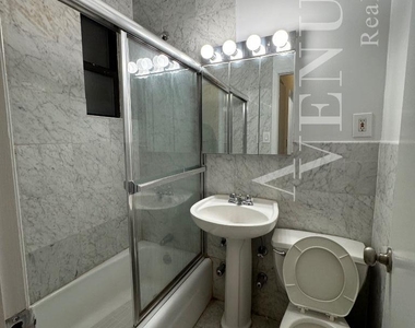East 83rd Street - Photo Thumbnail 2