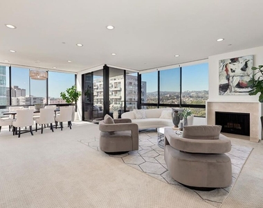10350 Wilshire Boulevard - Photo Thumbnail 1