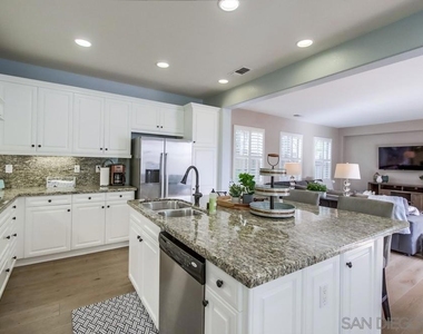 15562 Bristol Ridge Terrace - Photo Thumbnail 18