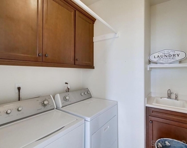 15562 Bristol Ridge Terrace - Photo Thumbnail 56