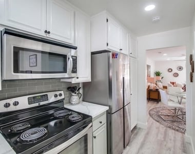 17464 Plaza Cerado - Photo Thumbnail 7