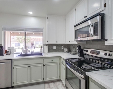 17464 Plaza Cerado - Photo Thumbnail 6