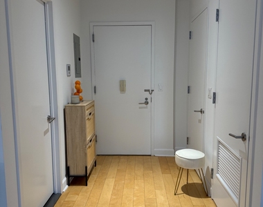 42 Wadsworth Terrace - Photo Thumbnail 2