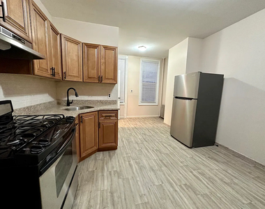 603 Fairview Avenue - Photo Thumbnail 8