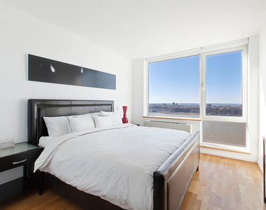 West 42nd Street, New York, NY 10036 - Photo Thumbnail 2
