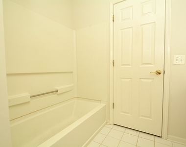 173 Bay Drive - Photo Thumbnail 20