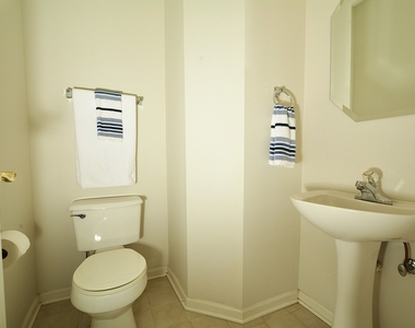 173 Bay Drive - Photo Thumbnail 8
