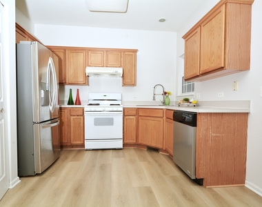 173 Bay Drive - Photo Thumbnail 6