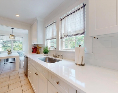 31 Liberty Street - Photo Thumbnail 11