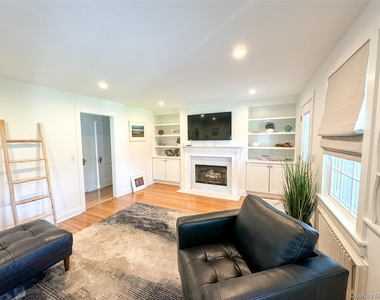 31 Liberty Street - Photo Thumbnail 17