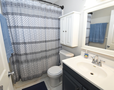 413 Sunnyside Drive - Photo Thumbnail 11