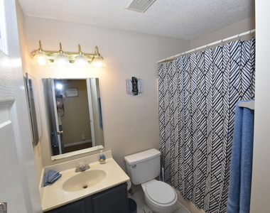 413 Sunnyside Drive - Photo Thumbnail 14