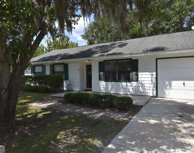 413 Sunnyside Drive - Photo Thumbnail 3
