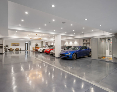 46 Deep Sea - Photo Thumbnail 20