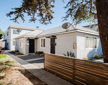 2614 Kansas Avenue - Photo Thumbnail 7