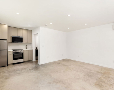 2614 Kansas Avenue - Photo Thumbnail 1