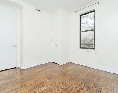 435 Bleecker Street - Photo Thumbnail 6