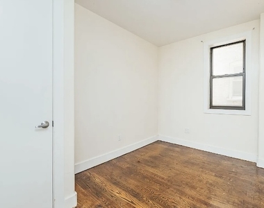 435 Bleecker Street - Photo Thumbnail 5